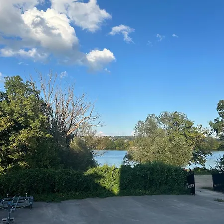 Bord De Saône Avec Parking Appartement